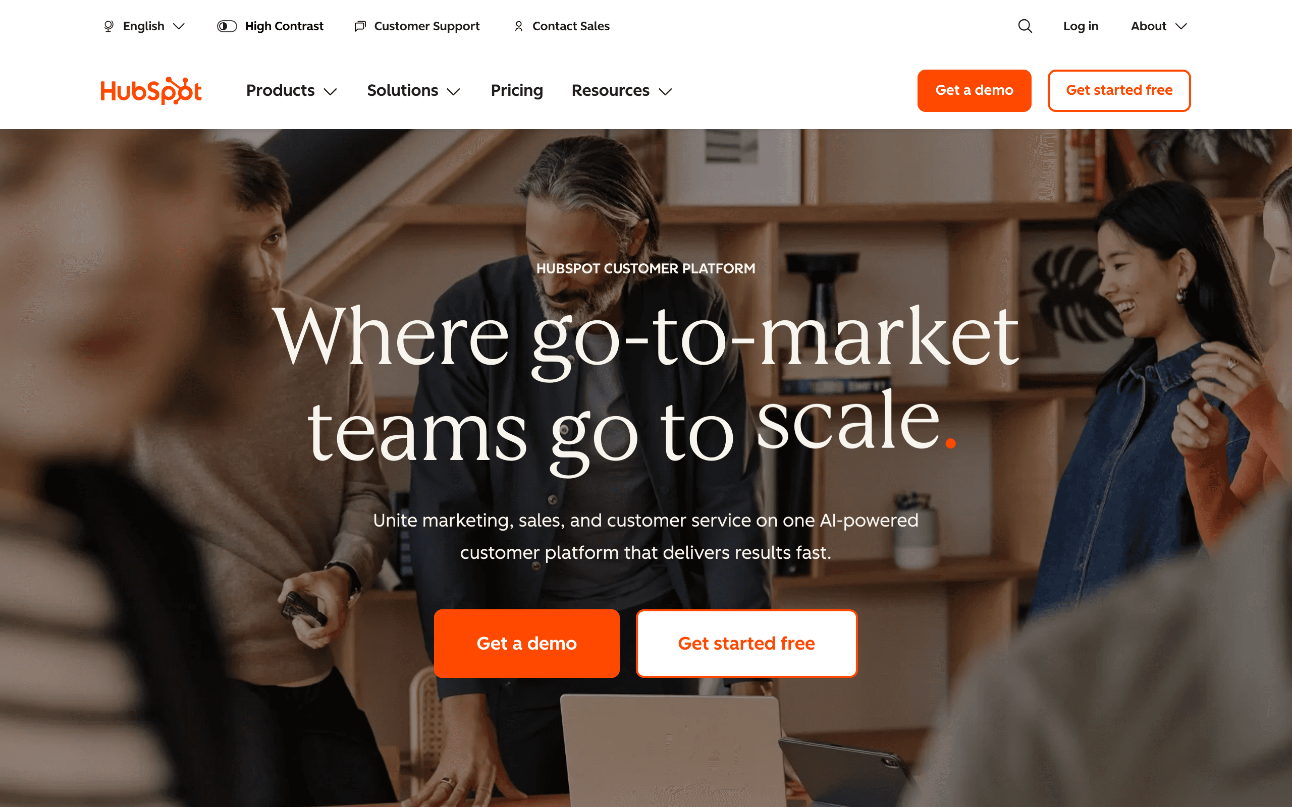 HubSpot Service Hub landing page screenshot